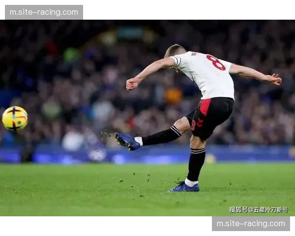 迭戈戈麦斯开场闪击破门,布莱顿锋线终结能力稳步提升 迭戈戈麦斯开场闪击破门,布莱顿锋线终结能力稳步提升